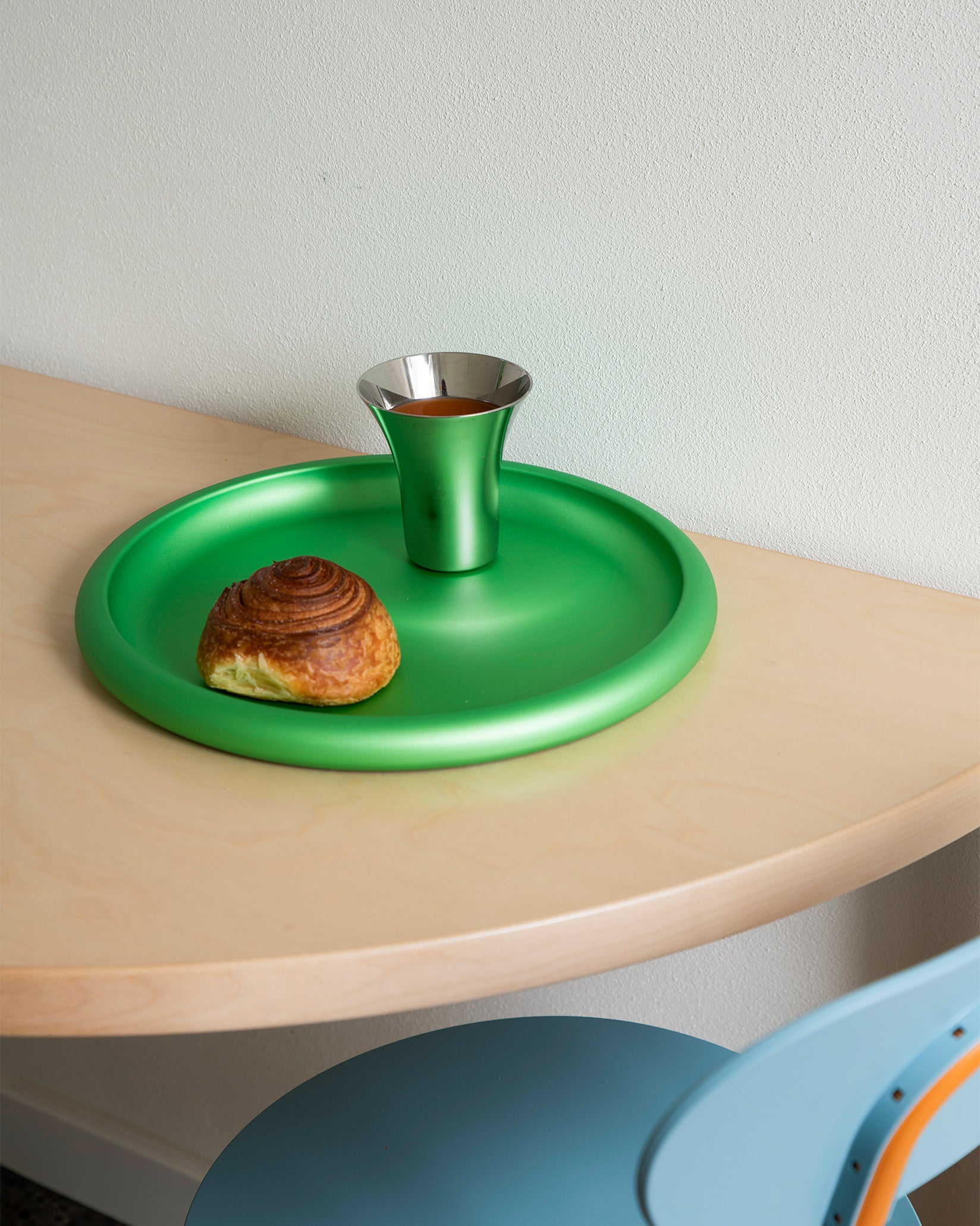 ALESSI 花瓶 ALESSIフラワーベースアレッシィフラワーベースアレッシィ花瓶