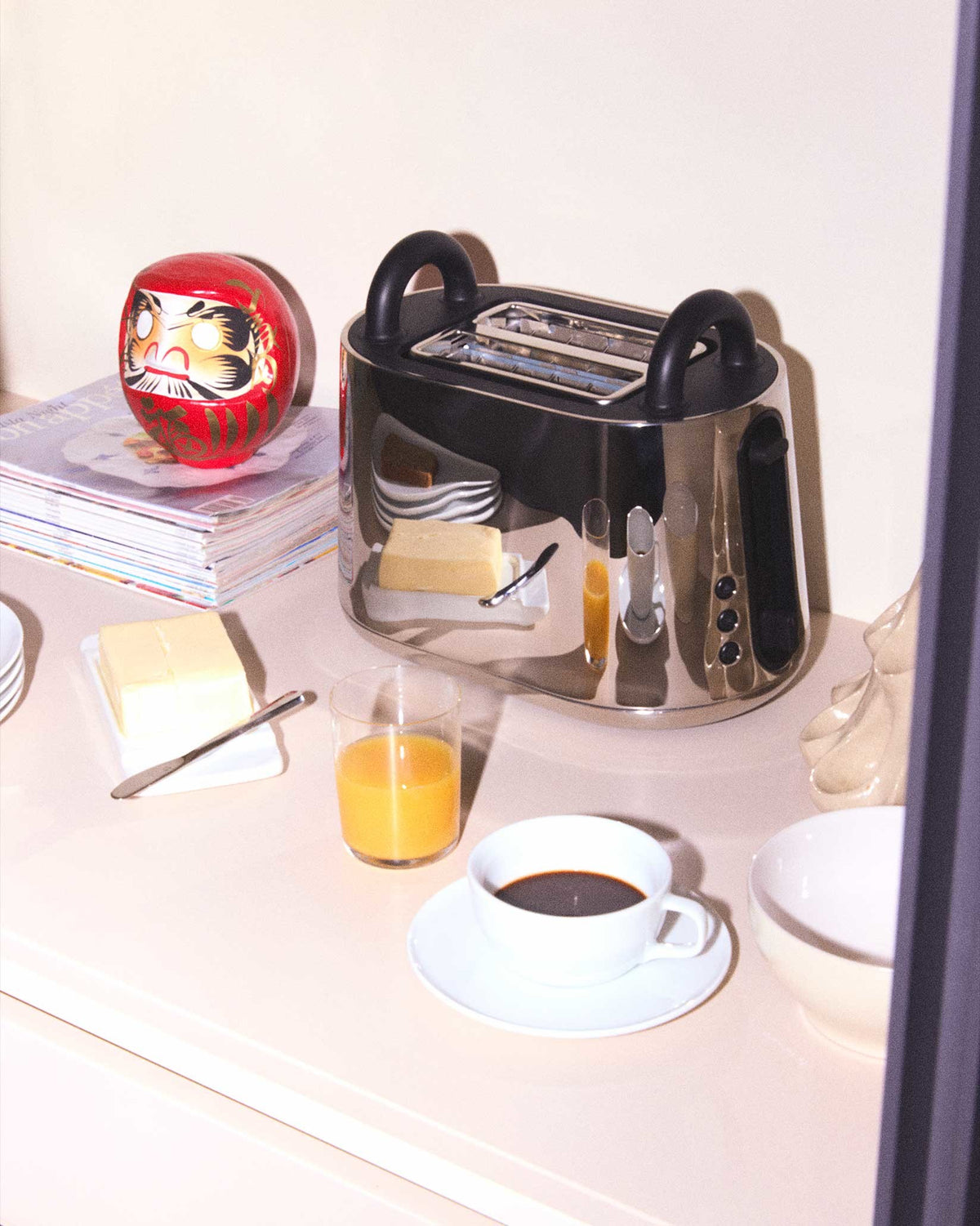 Toru: Electric toaster with US plug By Nendo | Alessi