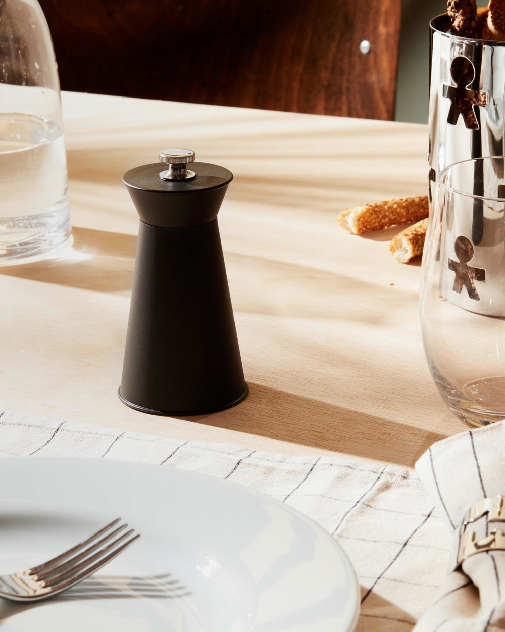 Alessi Ajm10 W Pépé Le Moko Moulin à Sel - Design Jasper Morrison, Blanc Avec Pommeau Acier Inox