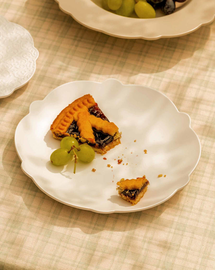 Wicker Picnic Set Dressed En Plein Air Alessi USA Inc