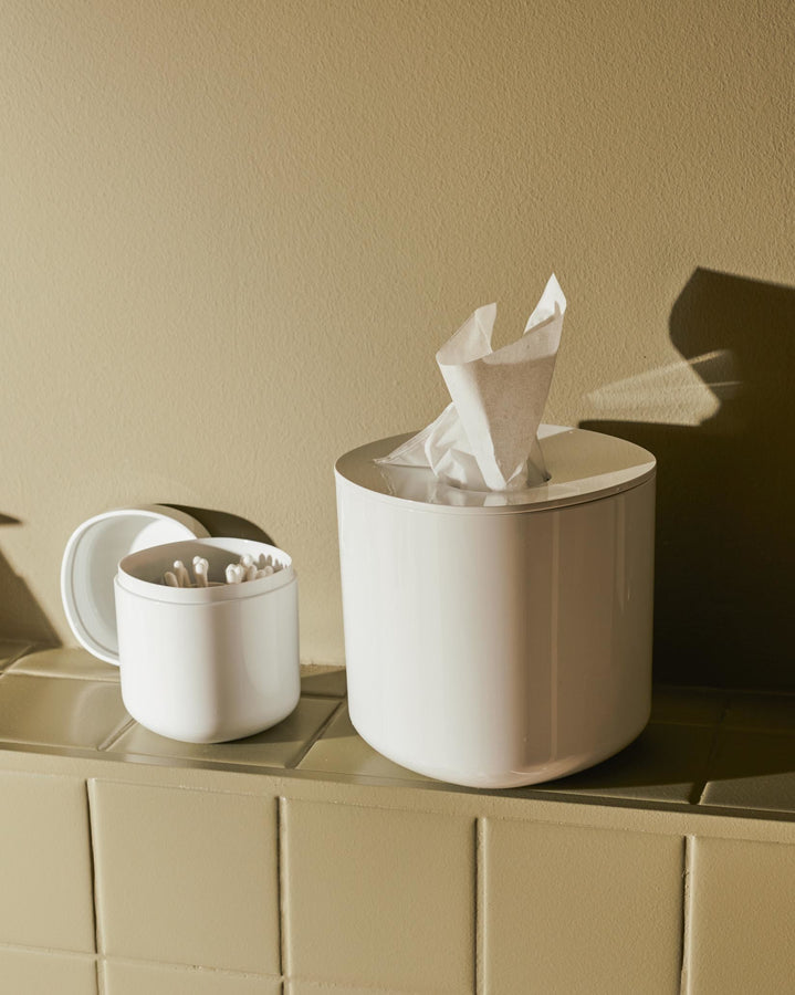 Scopri Cache-rouleau de papier toilette Birillo, Bianco di Alessi, Made In  Design Italia